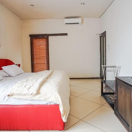 Queen Rose Villa & Spa Jimbaran Buitenkant foto