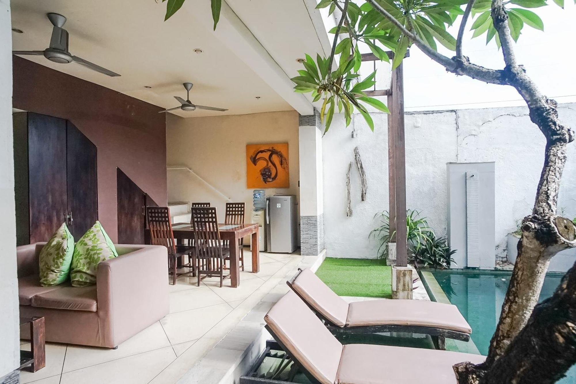 Queen Rose Villa & Spa Jimbaran Buitenkant foto