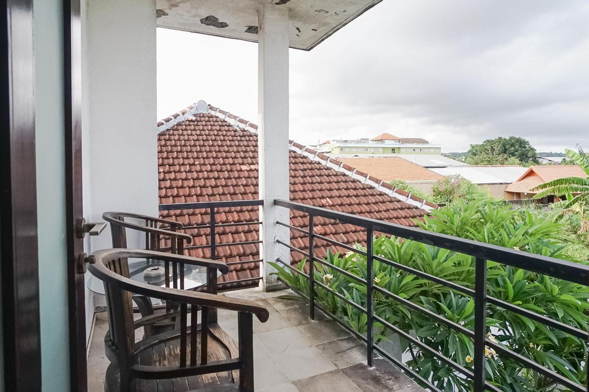 Queen Rose Villa & Spa Jimbaran Buitenkant foto